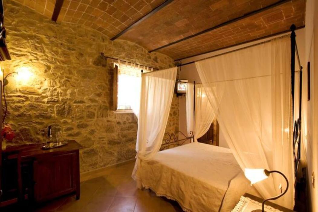 Agriturismo Belagaggio Montefollonico Exterior photo