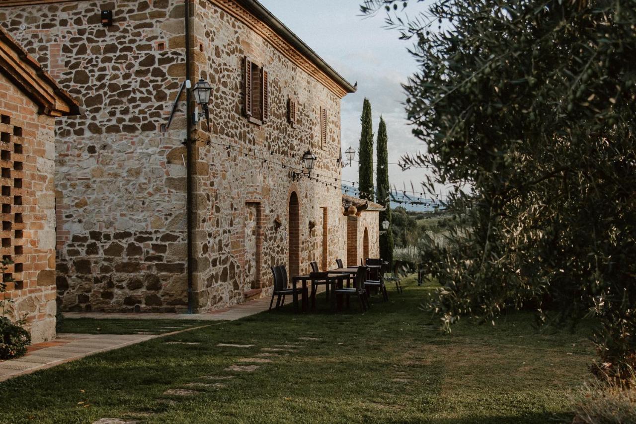 Agriturismo Belagaggio Montefollonico Exterior photo